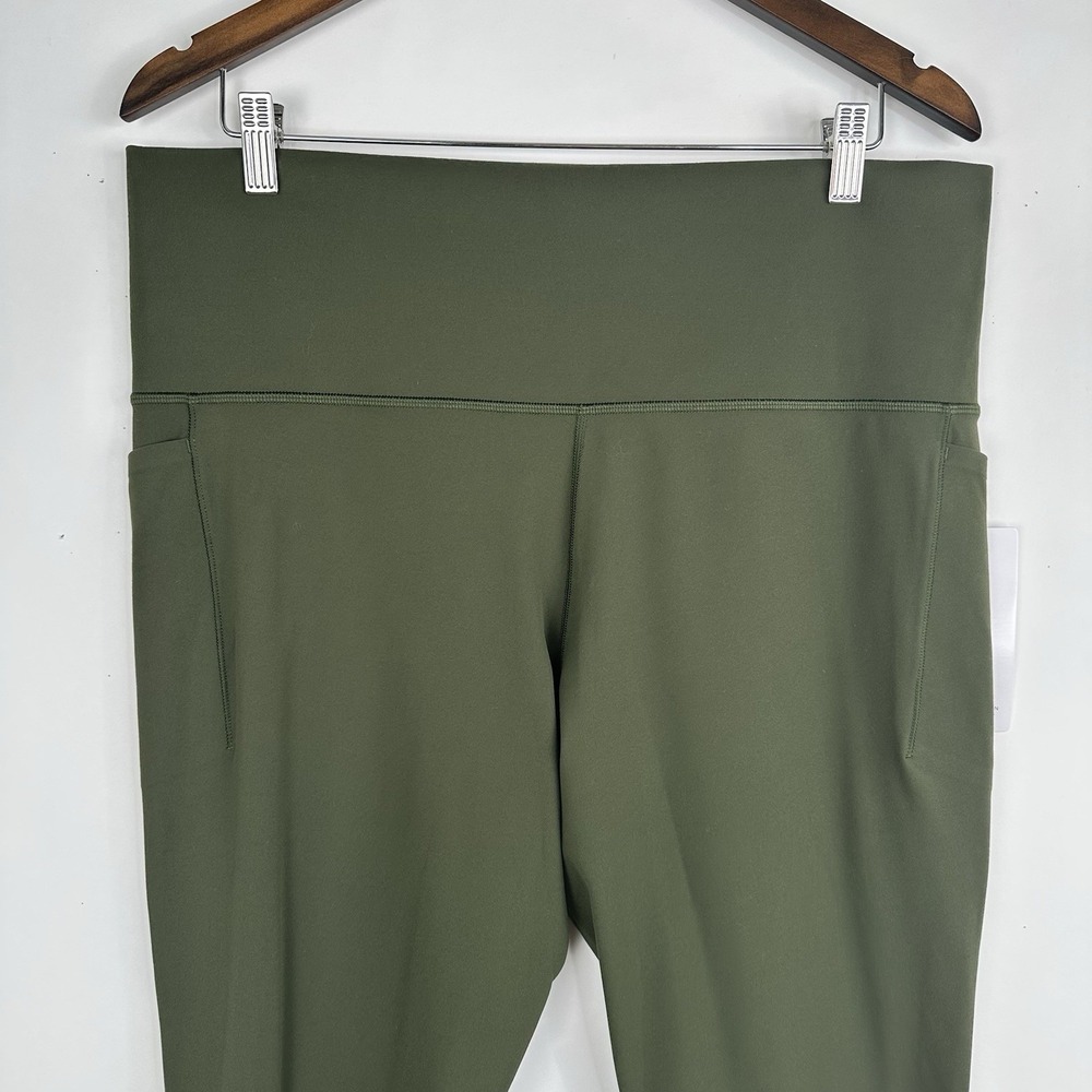 NWT Athleta Salutation Stash 7/8 Tight 2X 20W 22W Aspen Olive Pockets Breathable - Picture 4 of 11